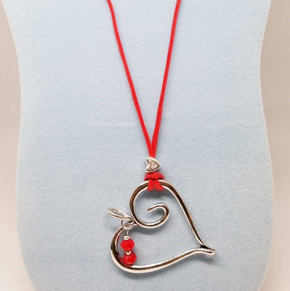 Heart shape handmade adjustable long necklace